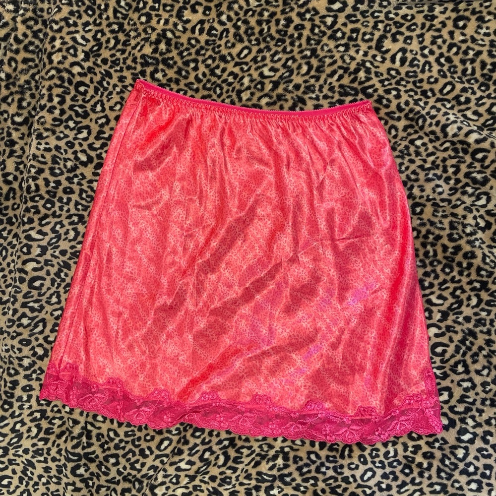 Vintage 1990s Victoria’s Secret pink cheetah print lace slip skirt